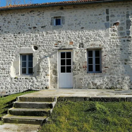 Chaleureux A Charroux, Confort Pour 6 Pers, Proche Nature Et Vichy - Fr-1-489-572 * Charroux-d'Allier